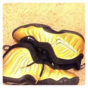 Nike shoes